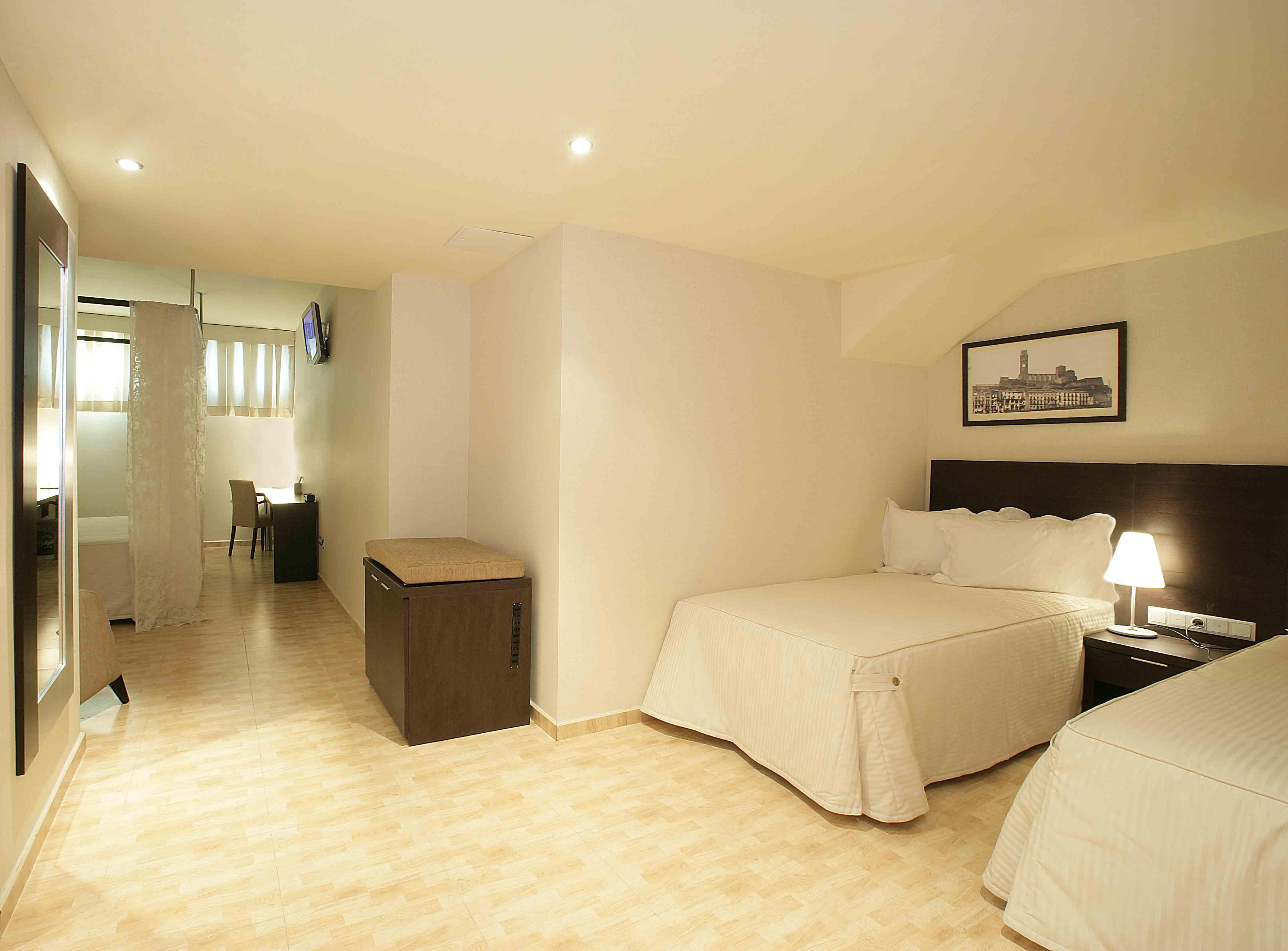 Nastasi Hotel&Spa Lleida Bagian luar foto