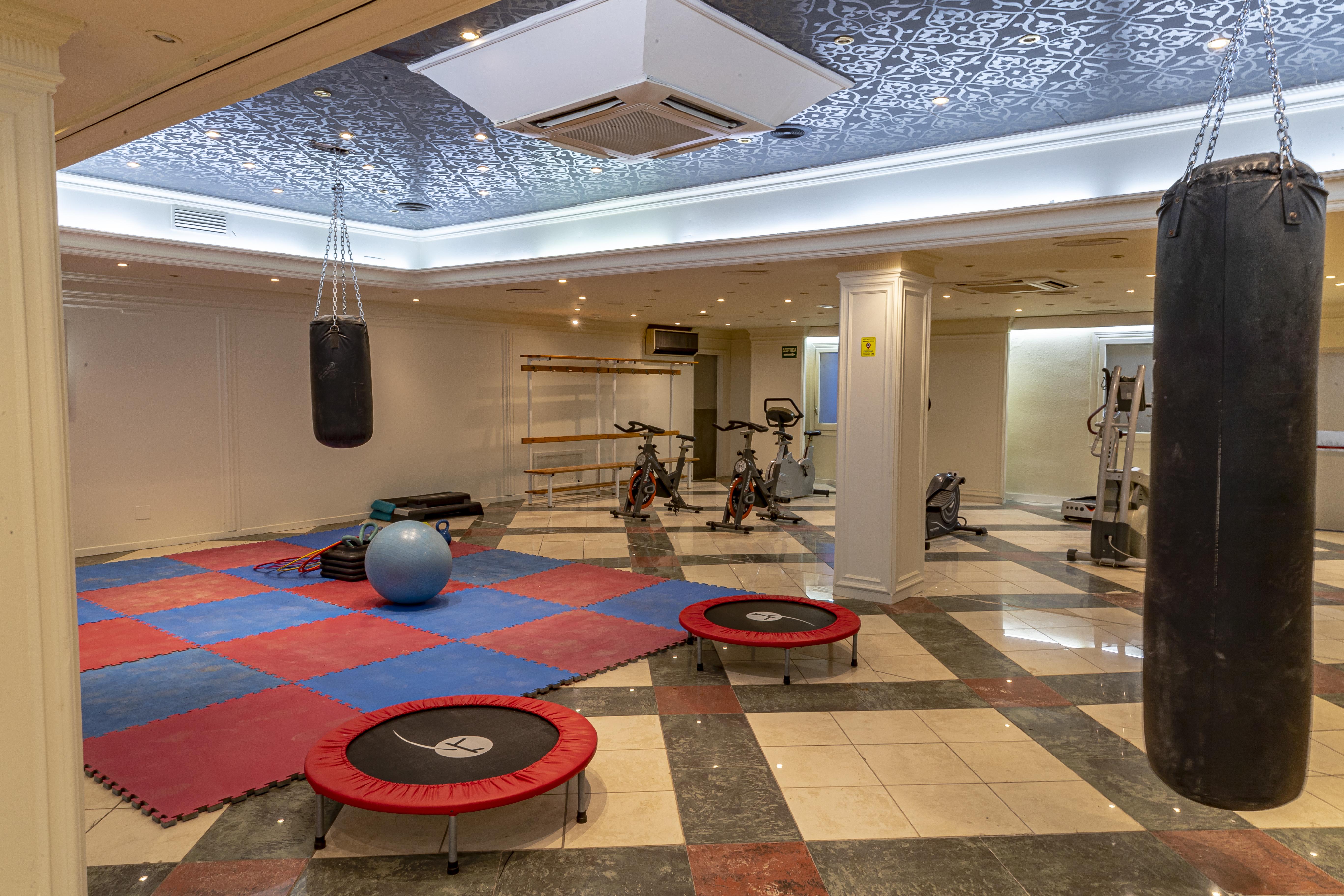 Nastasi Hotel&Spa Lleida Bagian luar foto